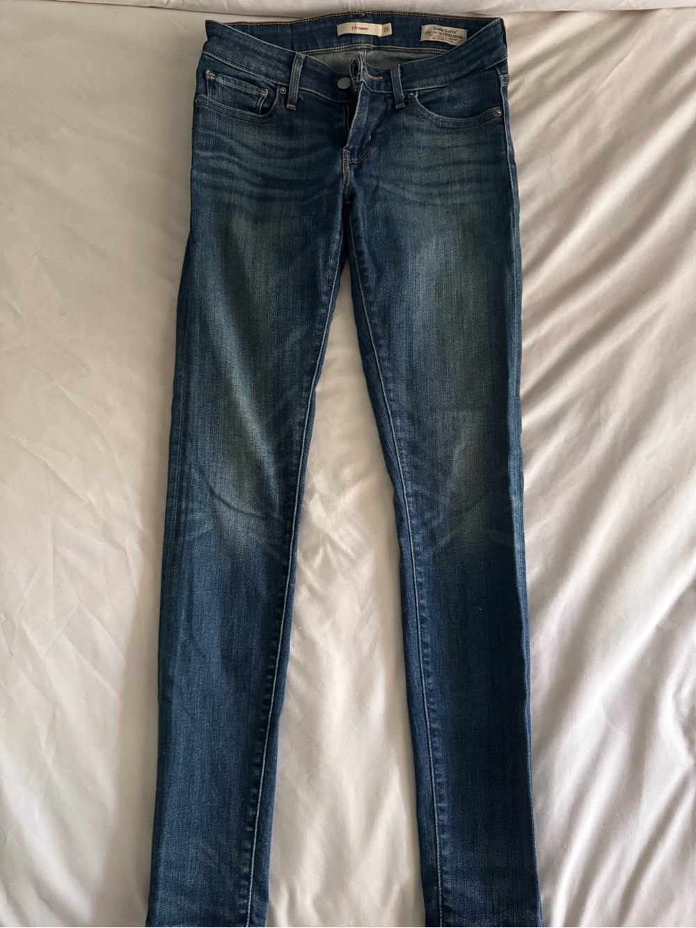 Levi’s 7 11 Skinny Italian Selvedge Denim Dark Blue Women's Skinny Jeans